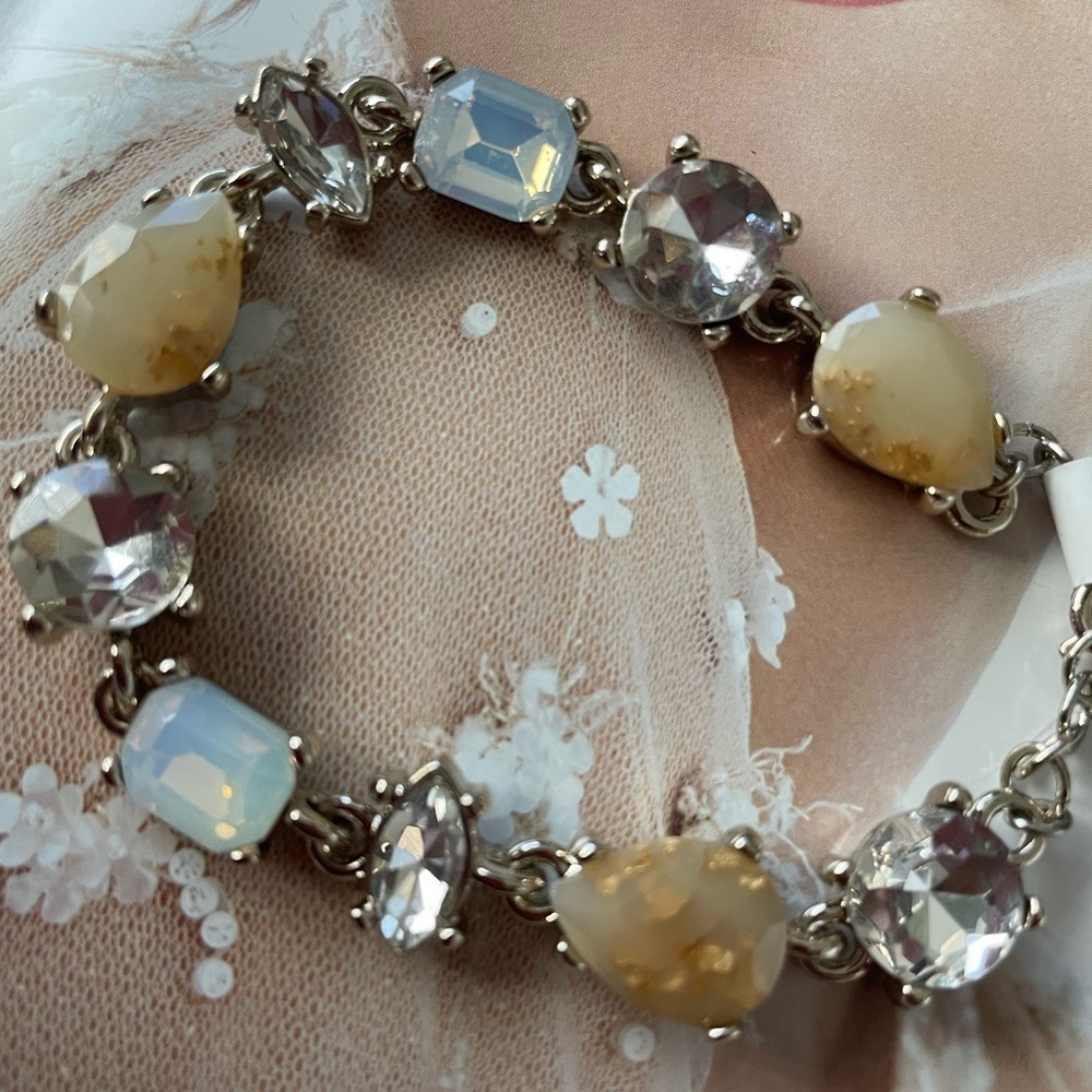 New - Loft beautiful bracelet - Picture 2 of 3